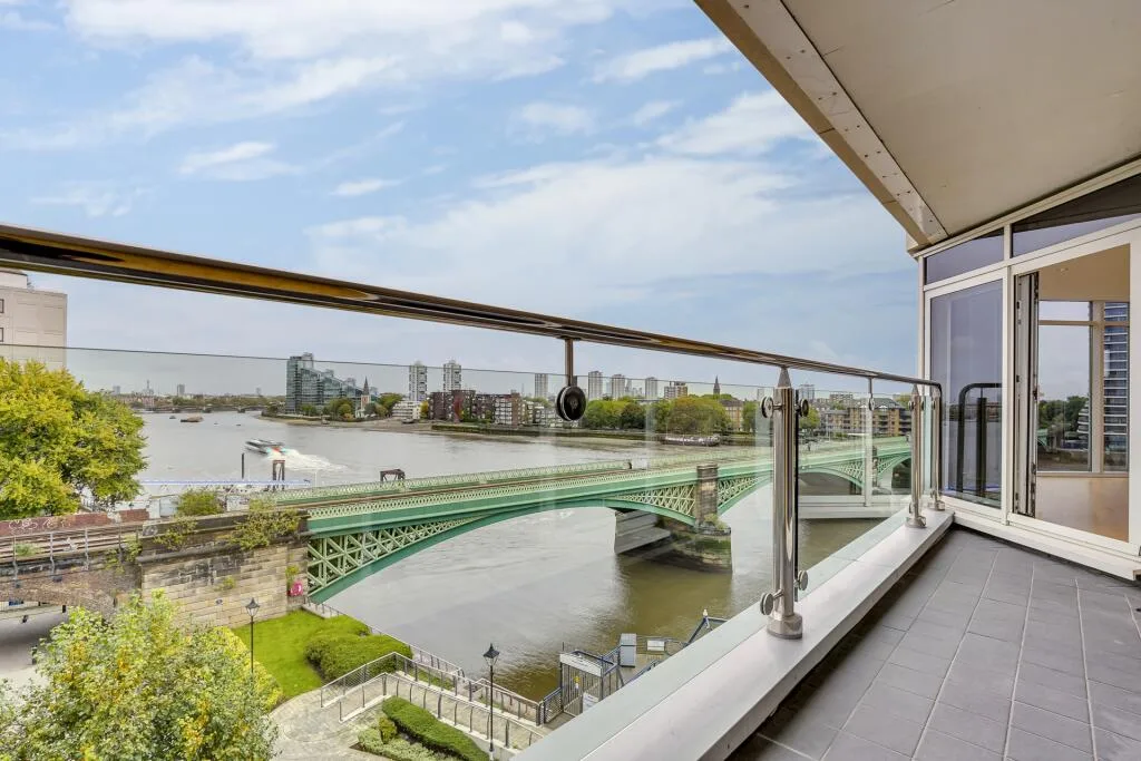 3 bedroom apartment for rent