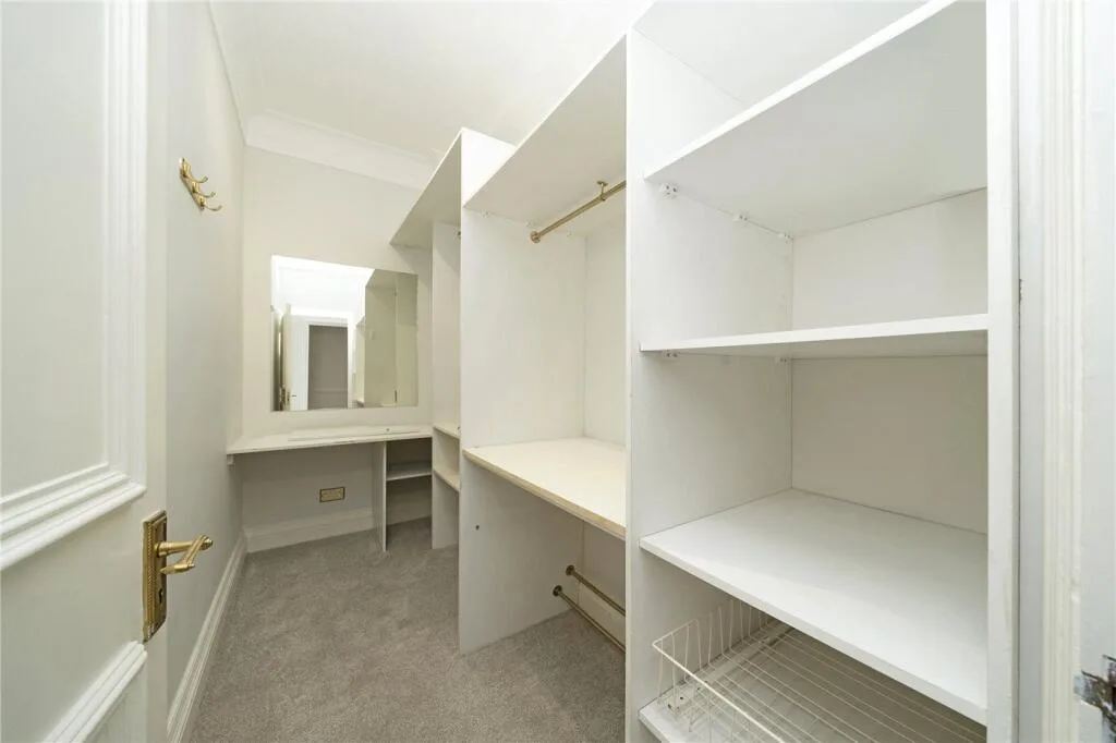 4 bedroom apartment for rent