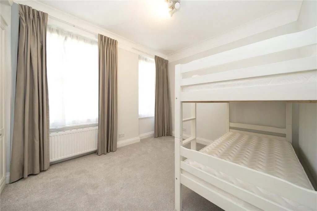 4 bedroom apartment for rent