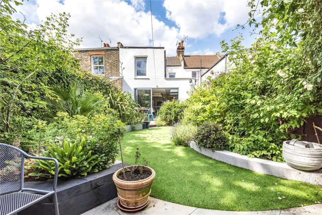 3 bedroom terraced house for rent