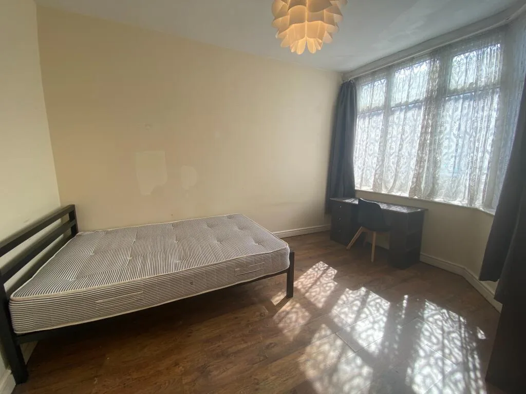 4 bedroom terraced house for rent