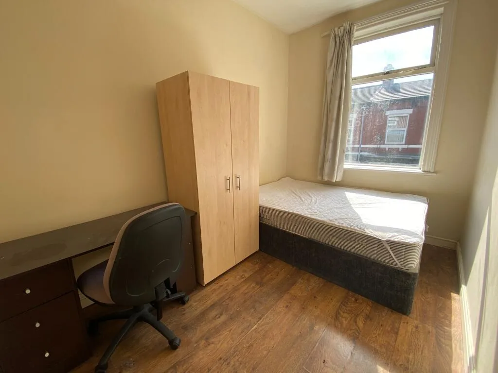 4 bedroom terraced house for rent