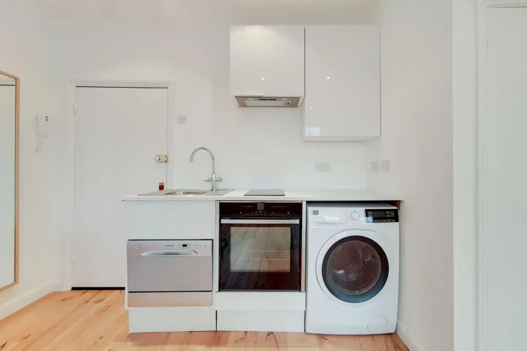 Studio flat for rent