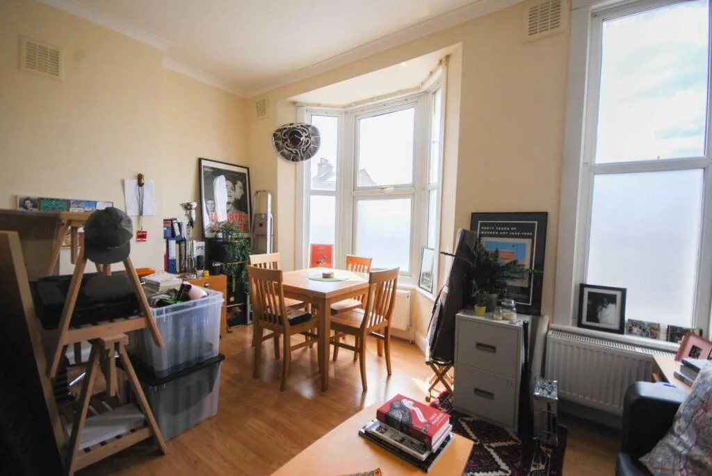 1 bedroom cottage for rent