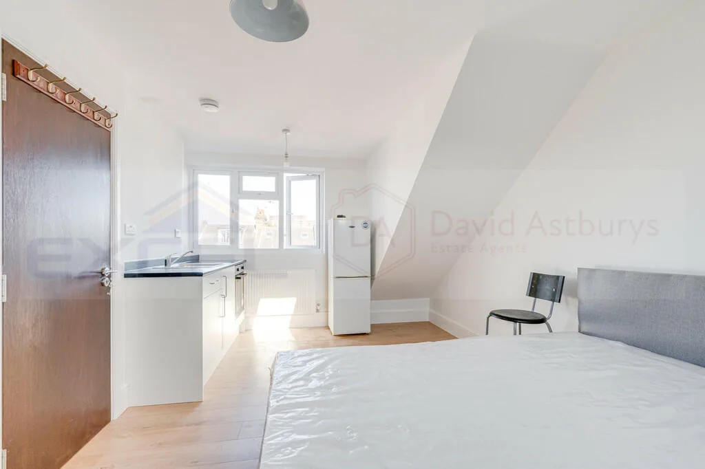 Studio apartment for rent