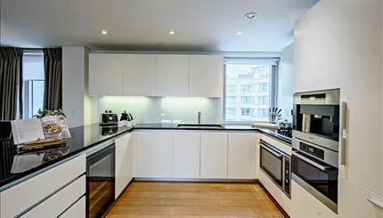 4 bedroom flat for rent