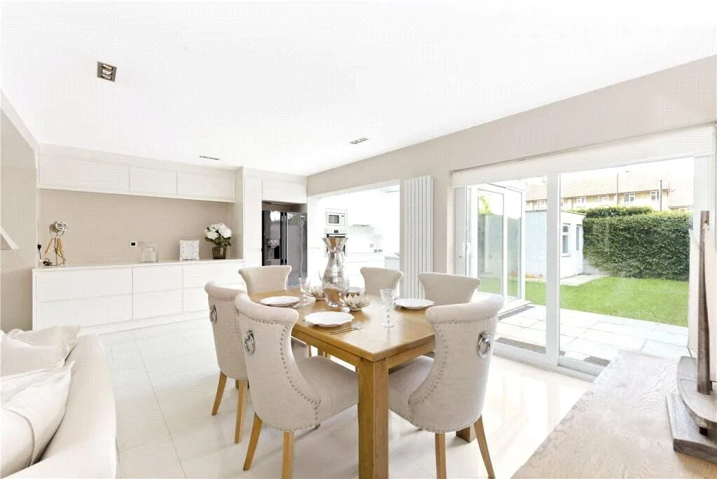4 bedroom house for rent