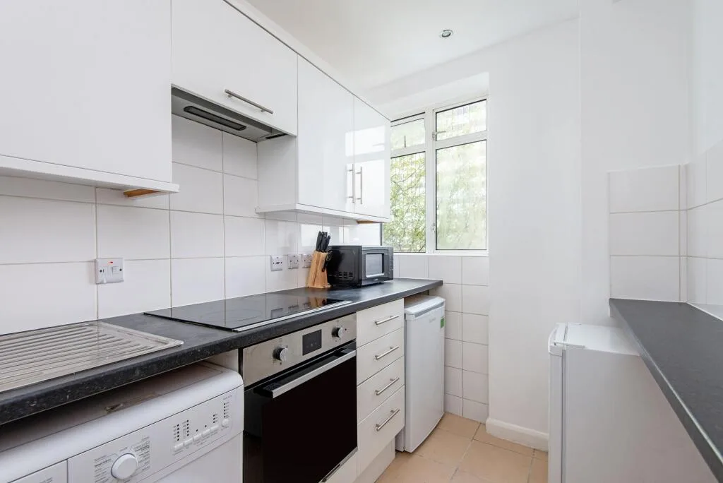 Studio flat for rent