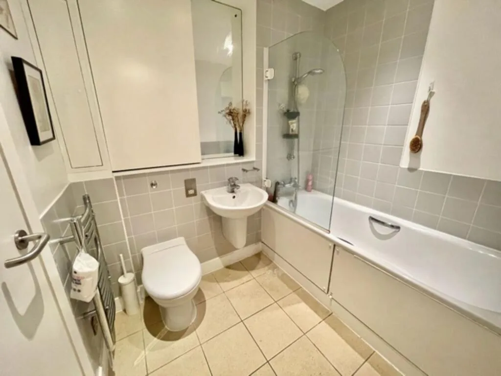1 bedroom flat for rent