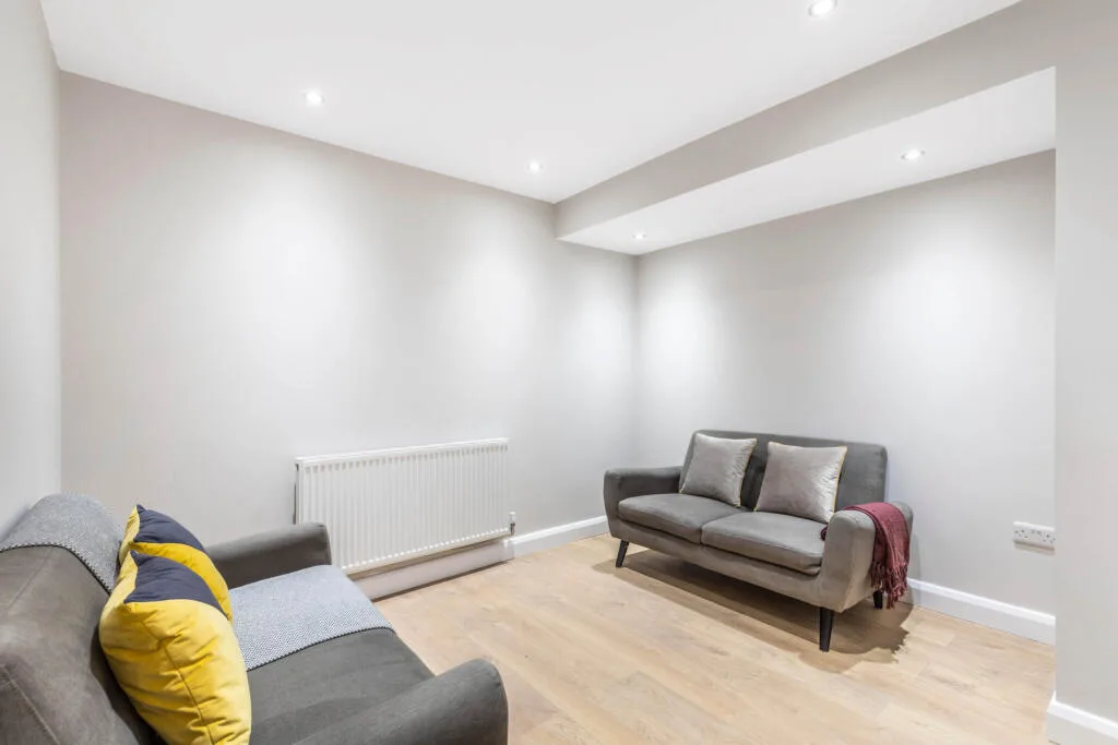 1 bedroom house for rent