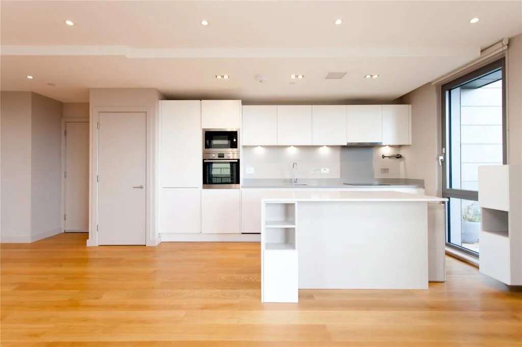 2 bedroom penthouse for rent