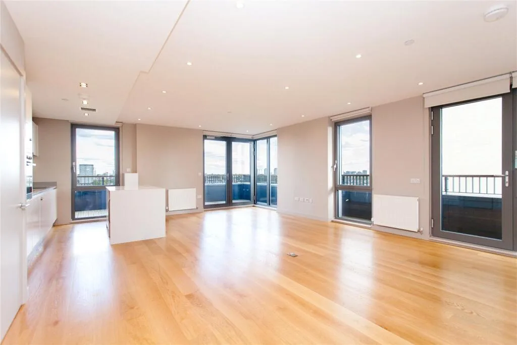 2 bedroom penthouse for rent