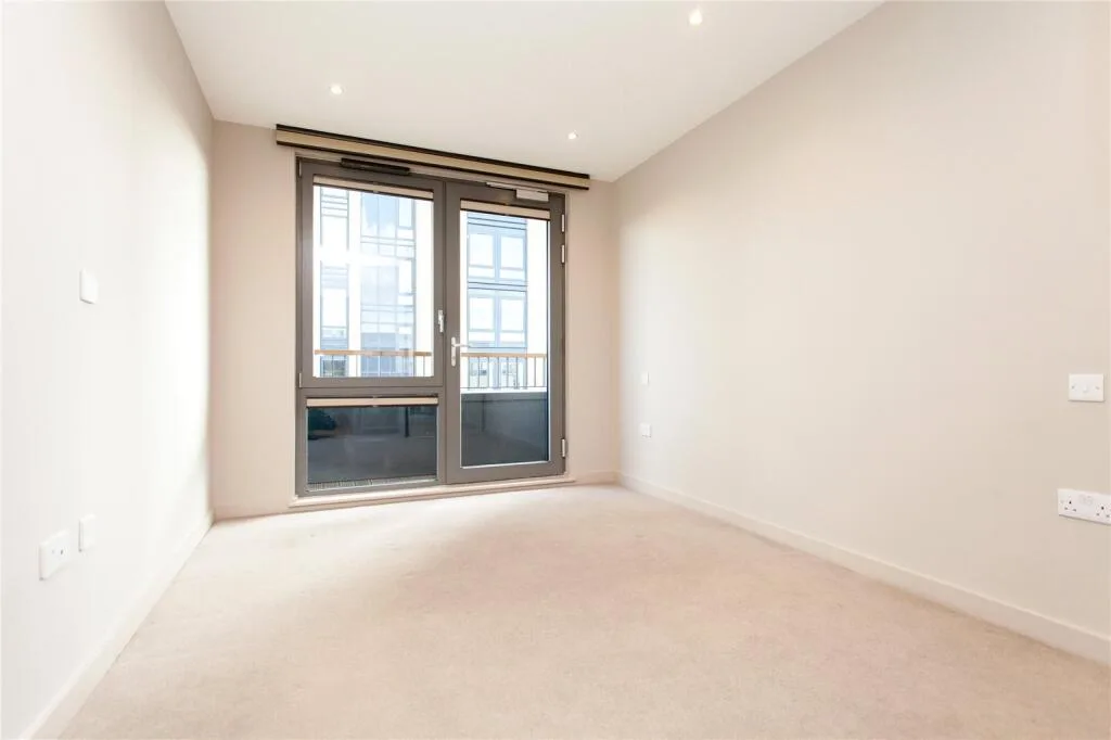 2 bedroom penthouse for rent