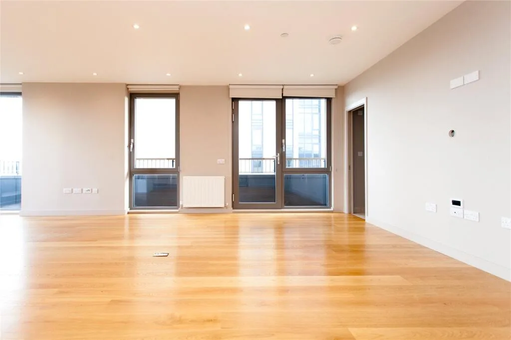 2 bedroom penthouse for rent