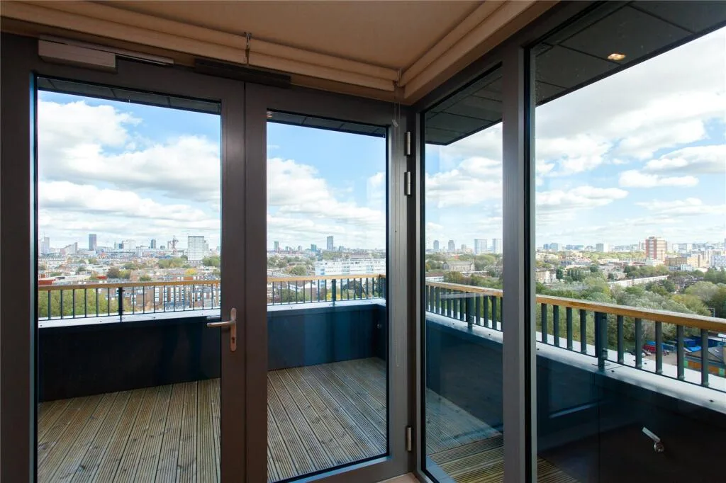 2 bedroom penthouse for rent
