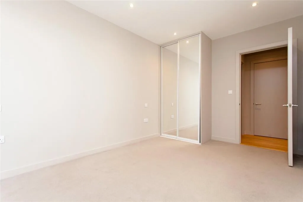 2 bedroom penthouse for rent