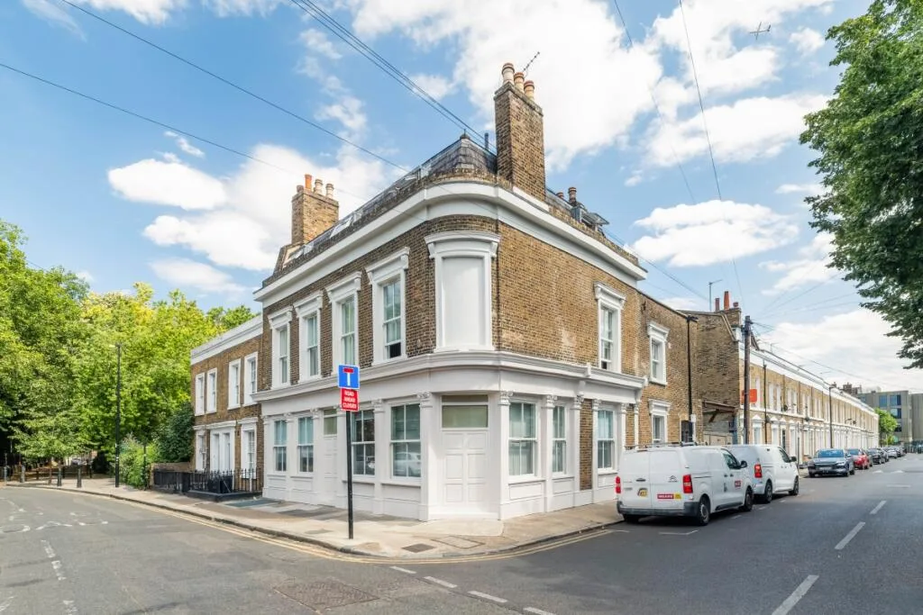 2 bedroom duplex for rent