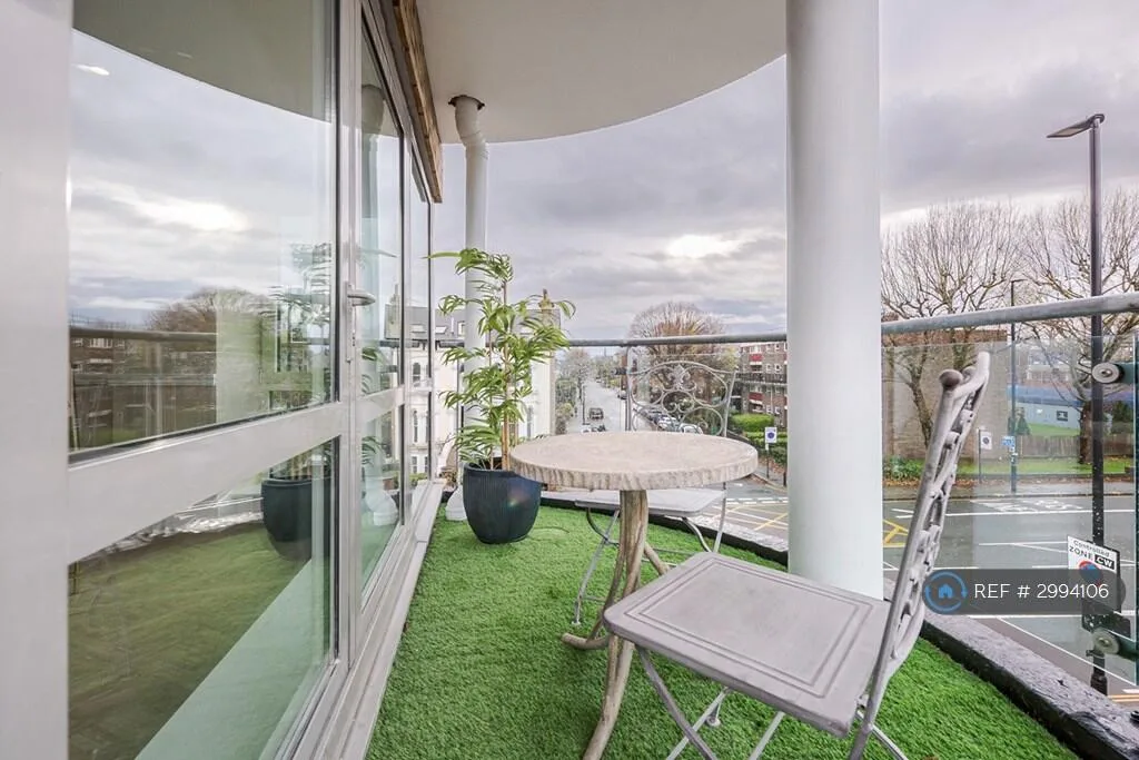 2 bedroom flat for rent