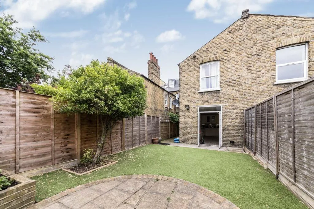 3 bedroom house for rent