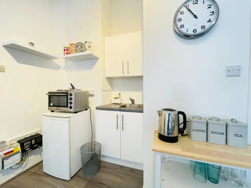 Studio flat for rent
