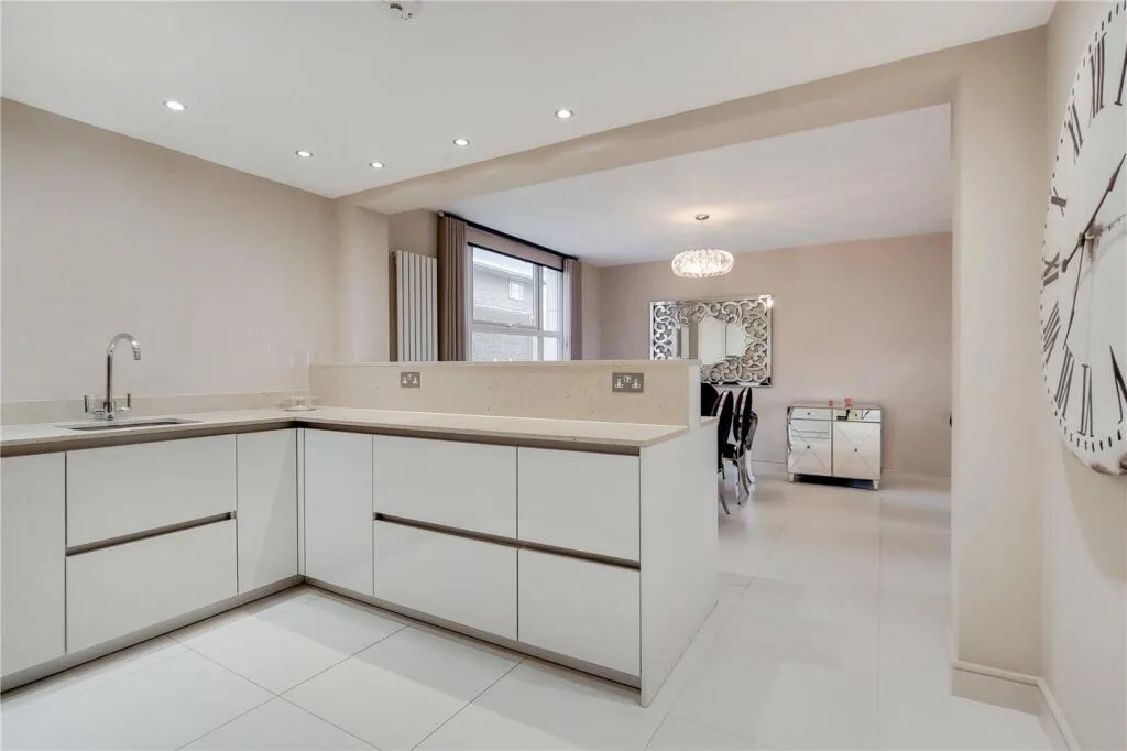 3 bedroom apartment for rent