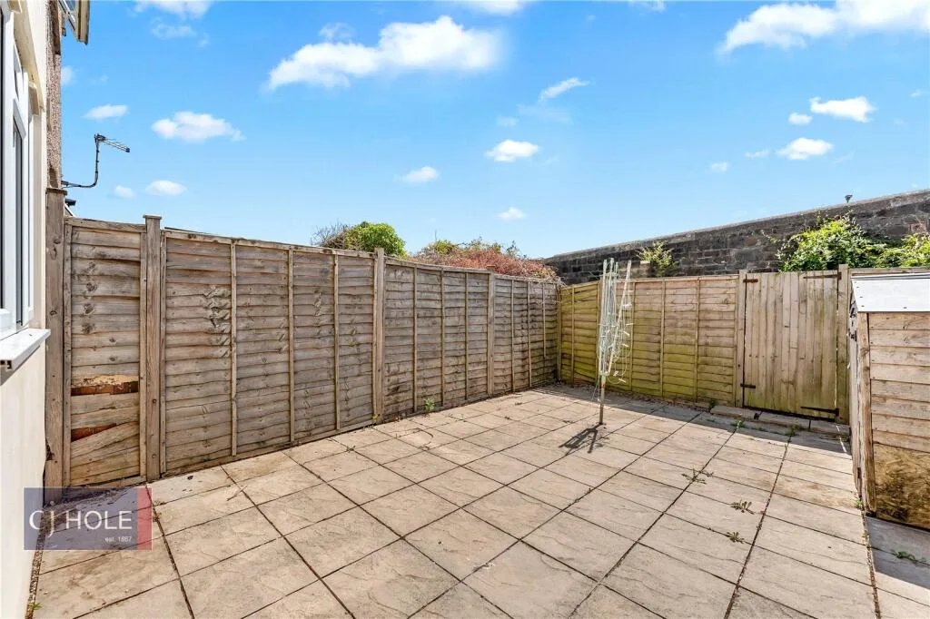 1 bedroom end of terrace house for rent