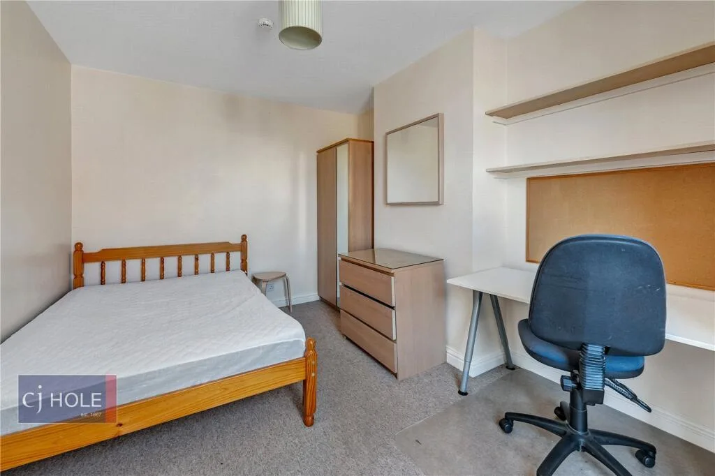 1 bedroom end of terrace house for rent