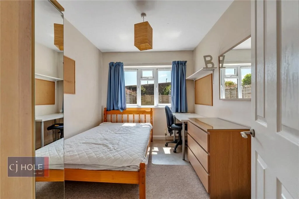 1 bedroom end of terrace house for rent