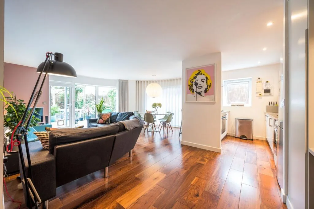 2 bedroom flat for rent