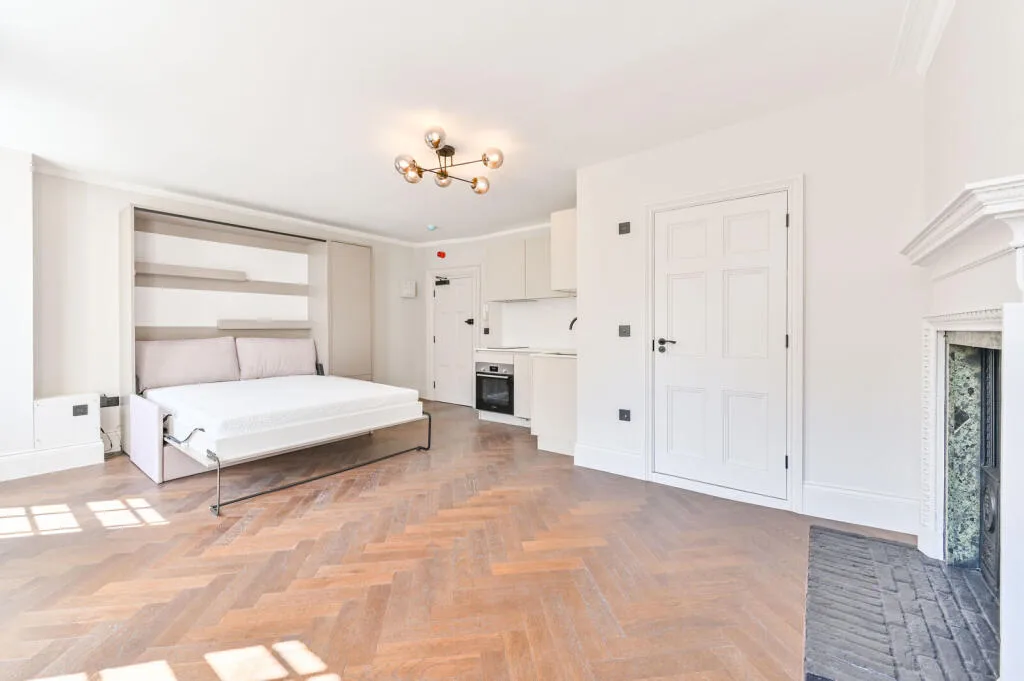 Studio flat for rent