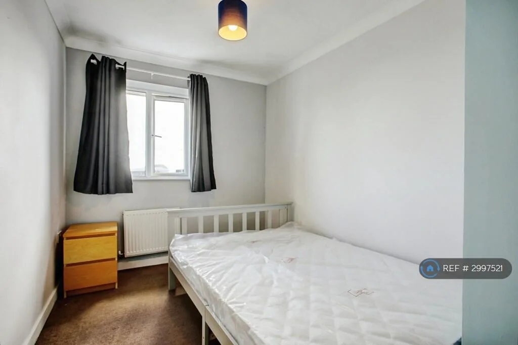 4 bedroom flat for rent