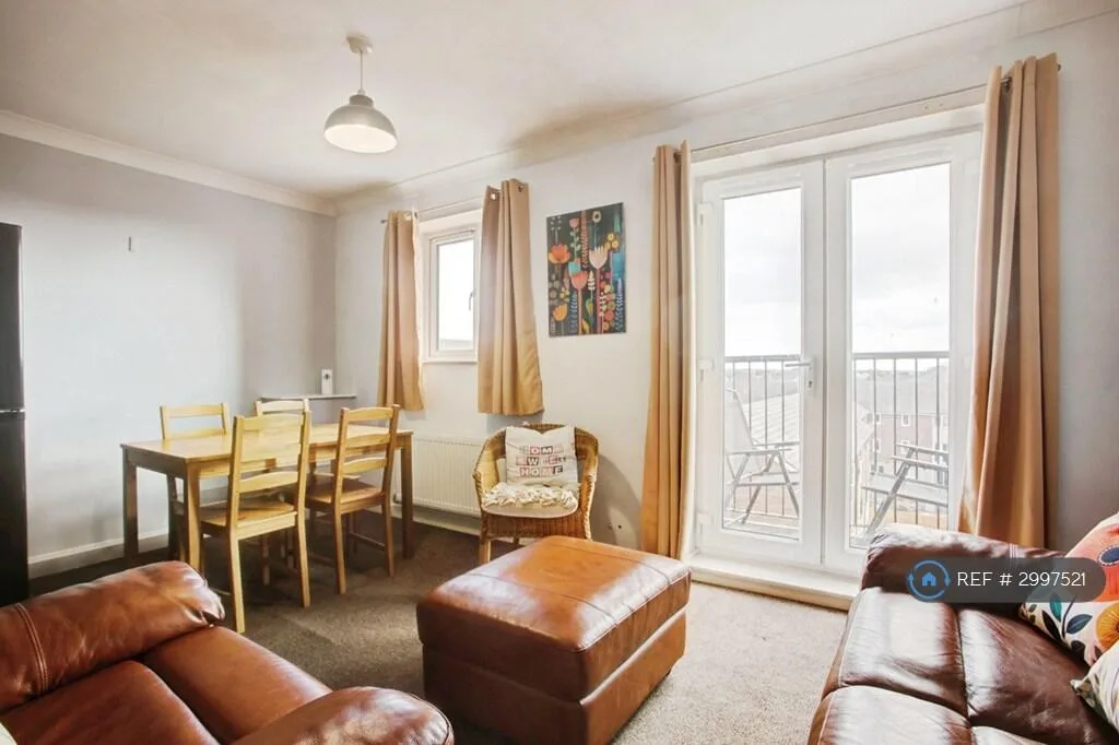 4 bedroom flat for rent