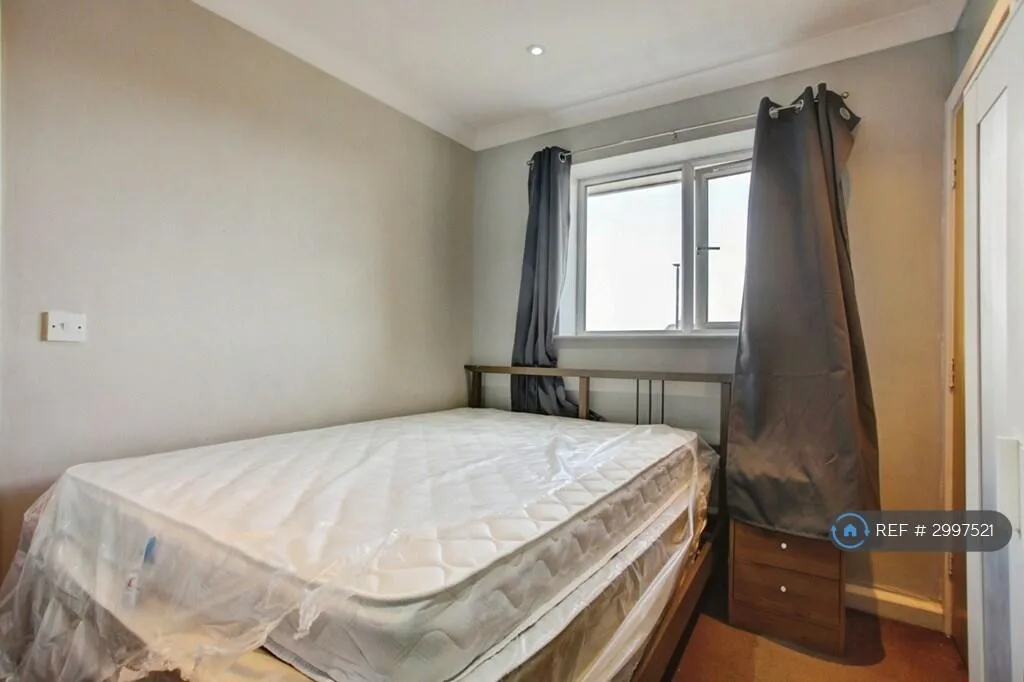 4 bedroom flat for rent
