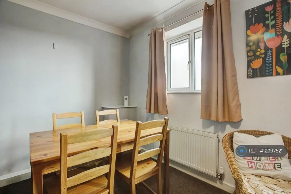 4 bedroom flat for rent
