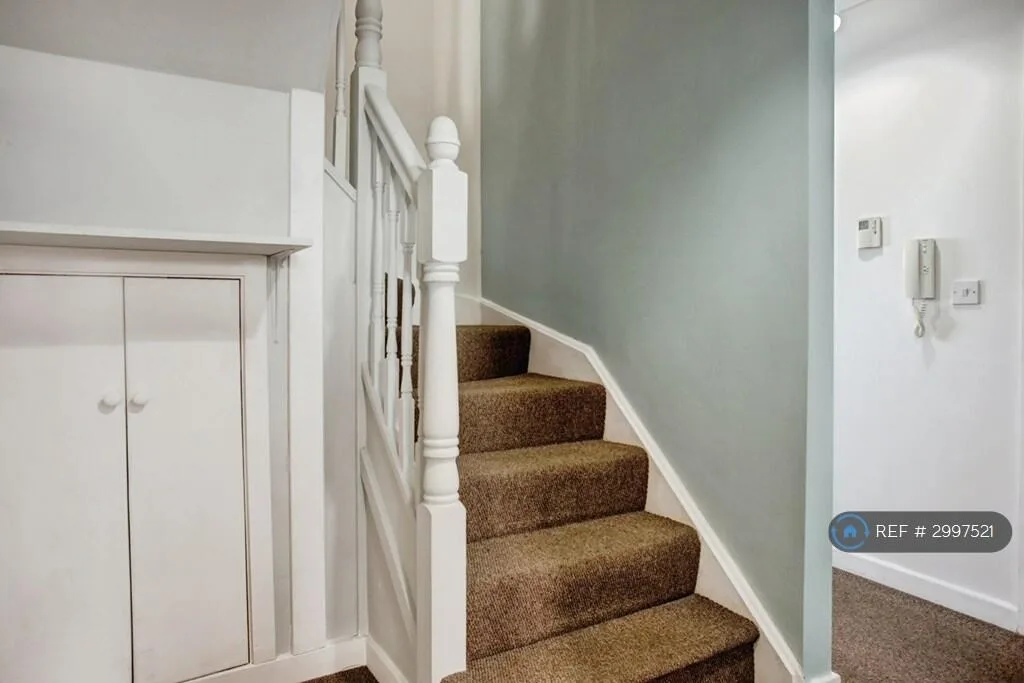 4 bedroom flat for rent