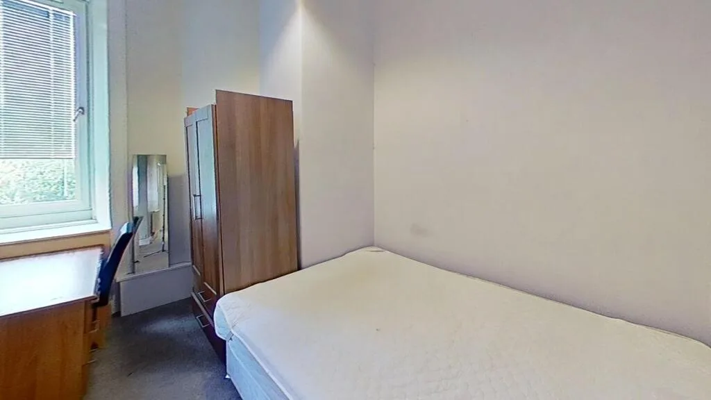 4 bedroom flat for rent