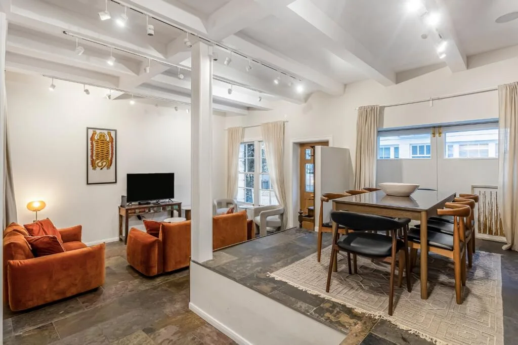 5 bedroom terraced house for rent