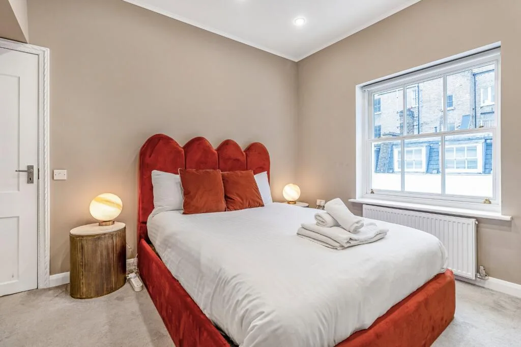 5 bedroom terraced house for rent
