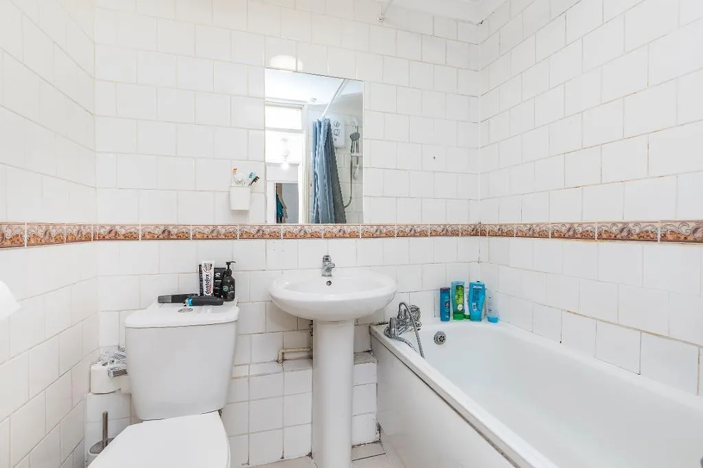 1 bedroom flat share for rent