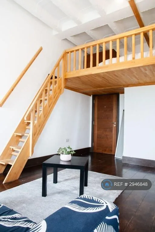 Studio flat for rent
