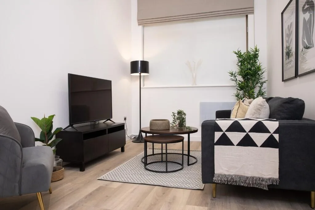 1 bedroom ground floor flat for rent