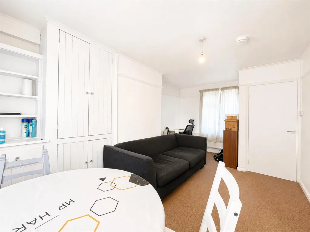 4 bedroom house for rent