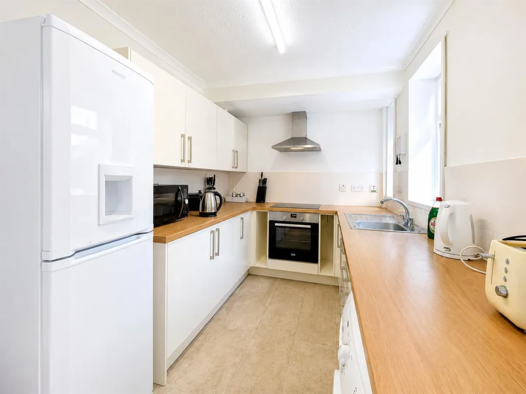 4 bedroom house for rent