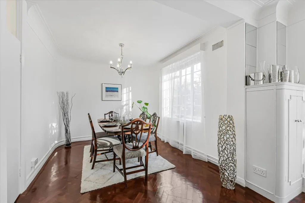 3 bedroom flat for rent