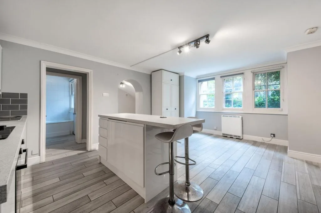 1 bedroom flat for rent