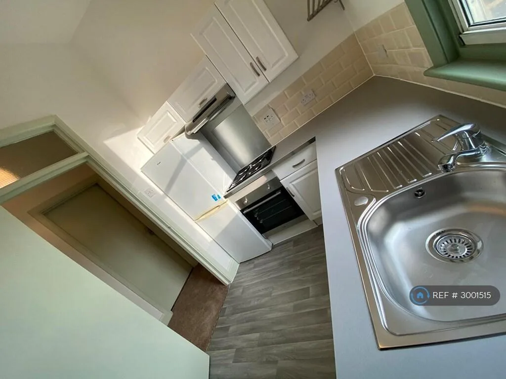 4 bedroom flat for rent