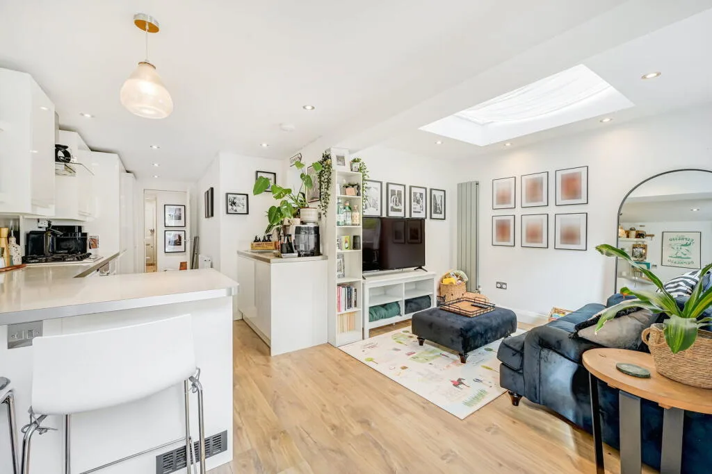2 bedroom flat for rent