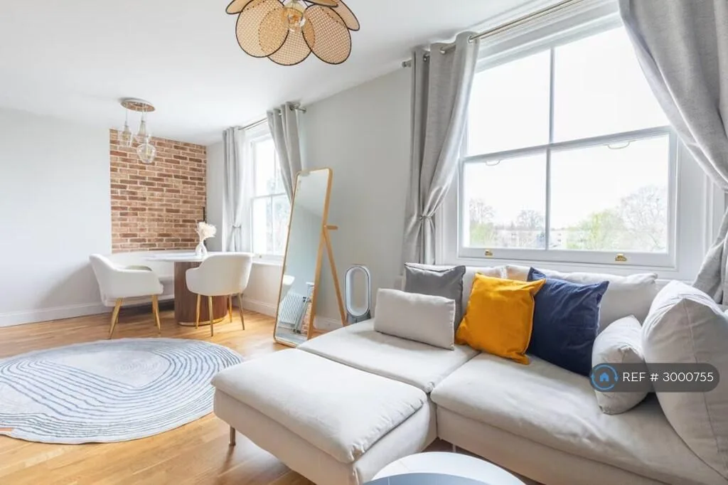 2 bedroom flat for rent