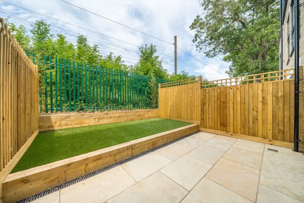 4 bedroom house for rent