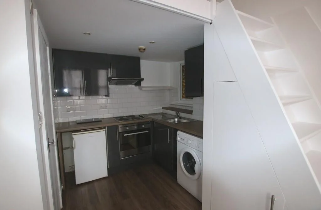 Studio flat for rent
